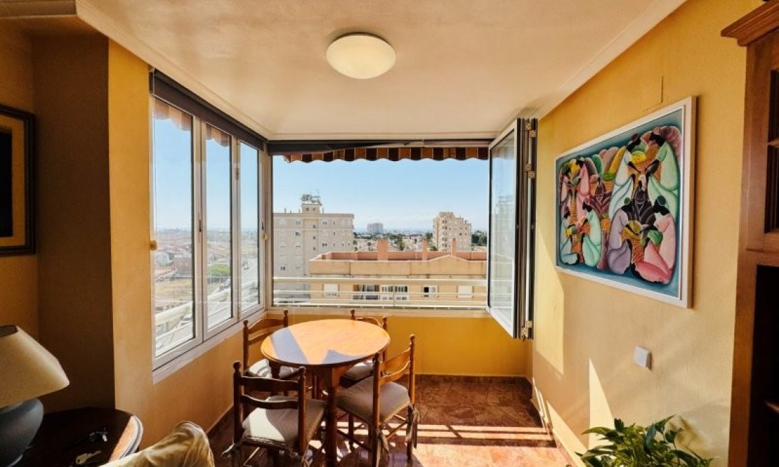Wiederverkauf - Wohnung -
Torrevieja - Costa Blanca