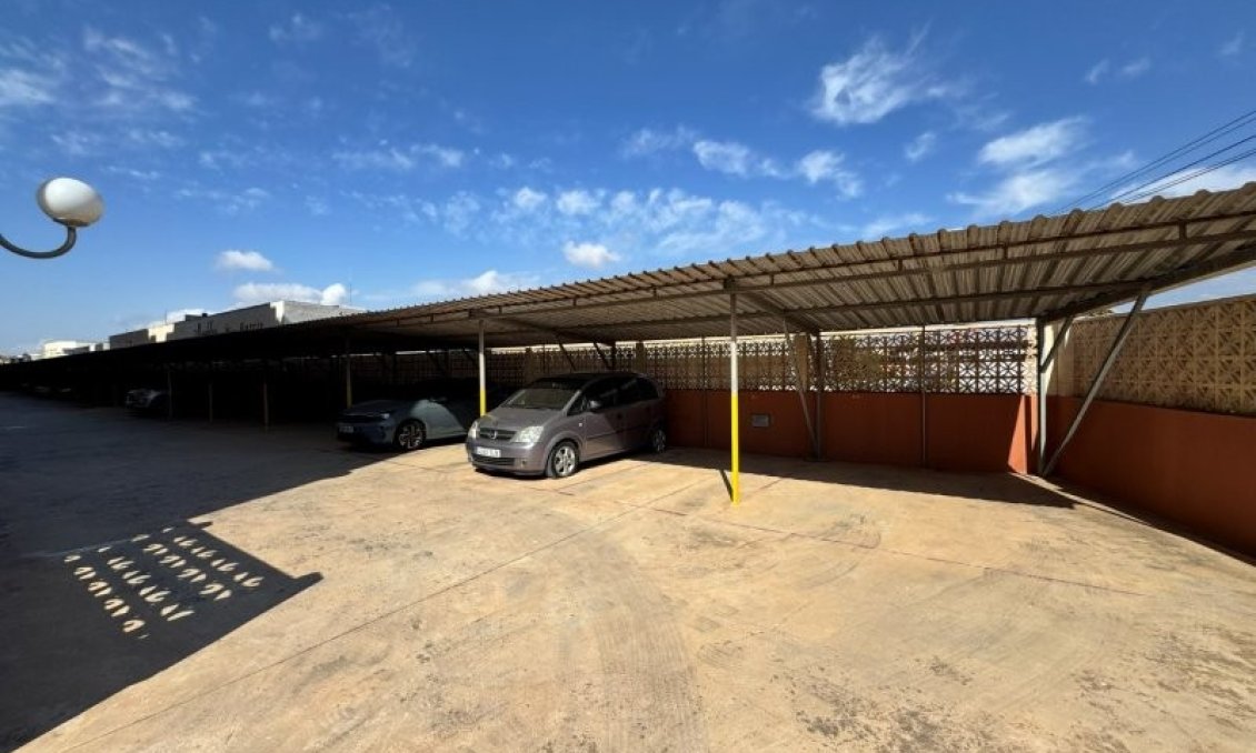 Wiederverkauf - Wohnung -
Torrevieja - Costa Blanca