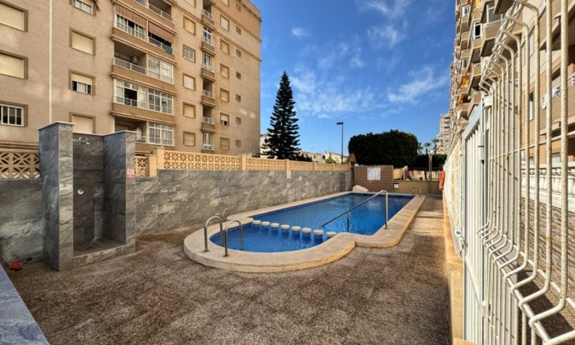 Wiederverkauf - Wohnung -
Torrevieja - Costa Blanca