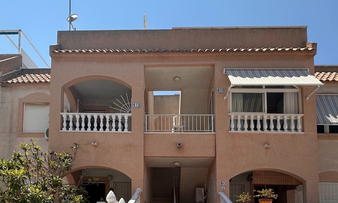 Segunda mano - Bungalow -
Torrevieja - Costa Blanca