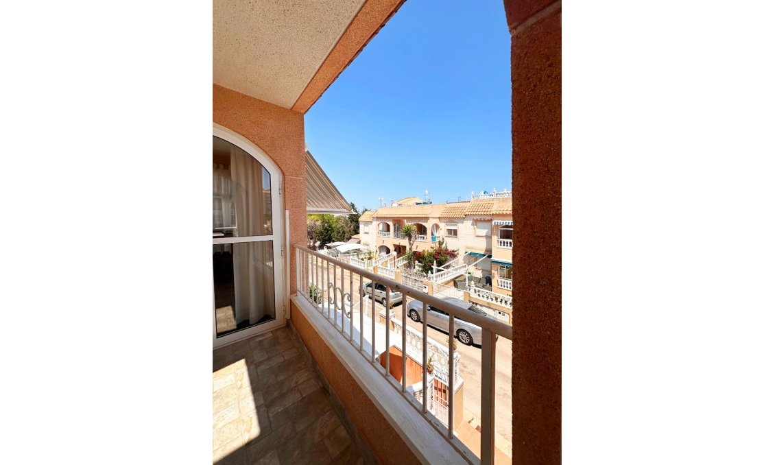 Segunda mano - Bungalow -
Torrevieja - Costa Blanca