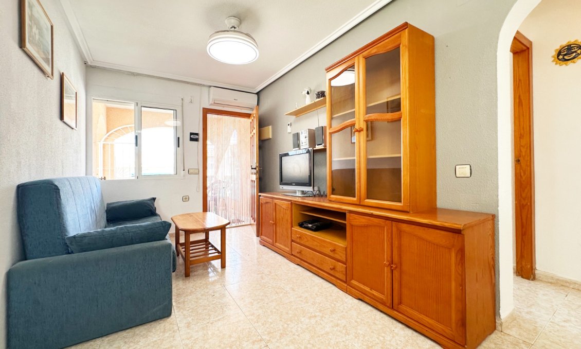 Segunda mano - Bungalow -
Torrevieja - Costa Blanca