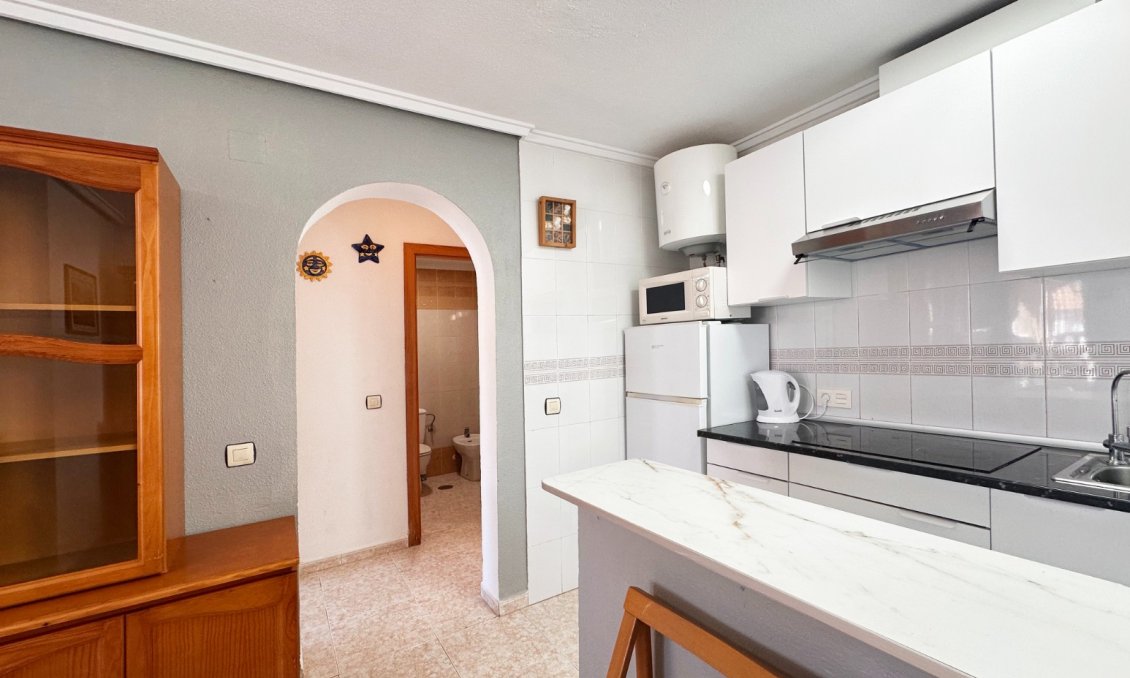 Segunda mano - Bungalow -
Torrevieja - Costa Blanca