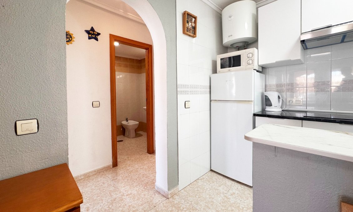Segunda mano - Bungalow -
Torrevieja - Costa Blanca