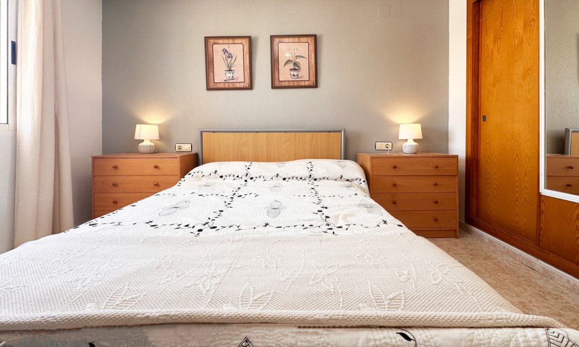 Segunda mano - Bungalow -
Torrevieja - Costa Blanca