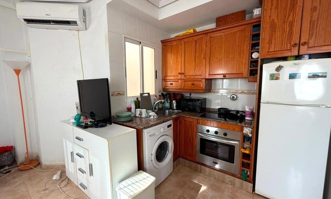 Segunda mano - Apartamento -
Torrevieja - PARQUE DE LAS NACIONES