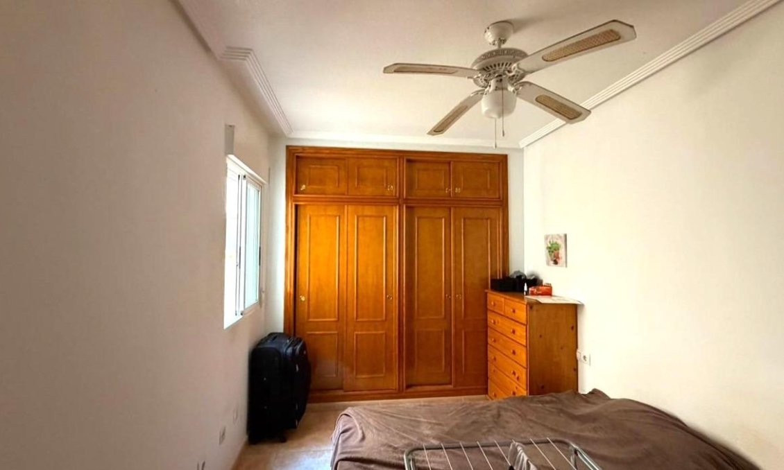 Segunda mano - Apartamento -
Torrevieja - PARQUE DE LAS NACIONES