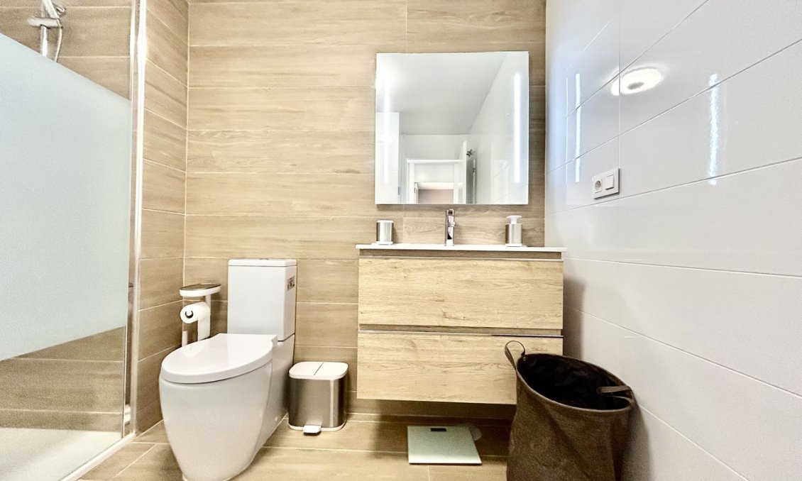 Segunda mano - Apartamento -
Villamartin - Costa Blanca