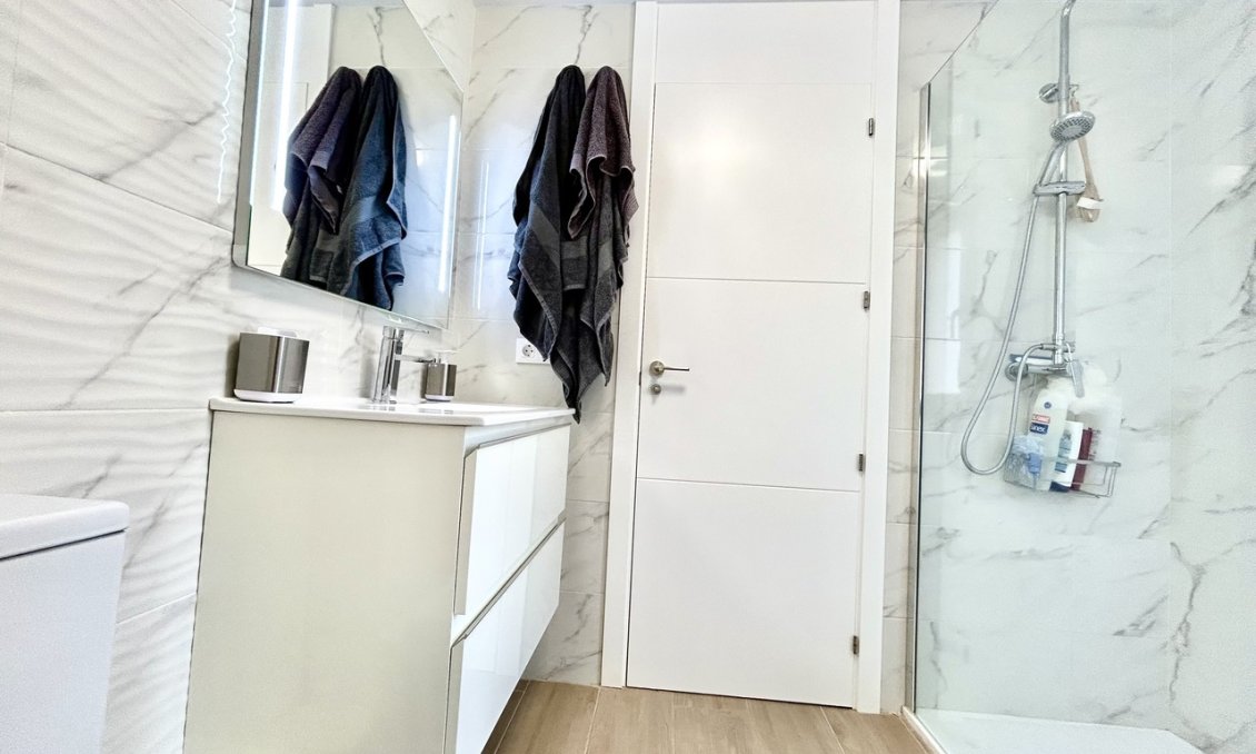 Segunda mano - Apartamento -
Villamartin - Costa Blanca