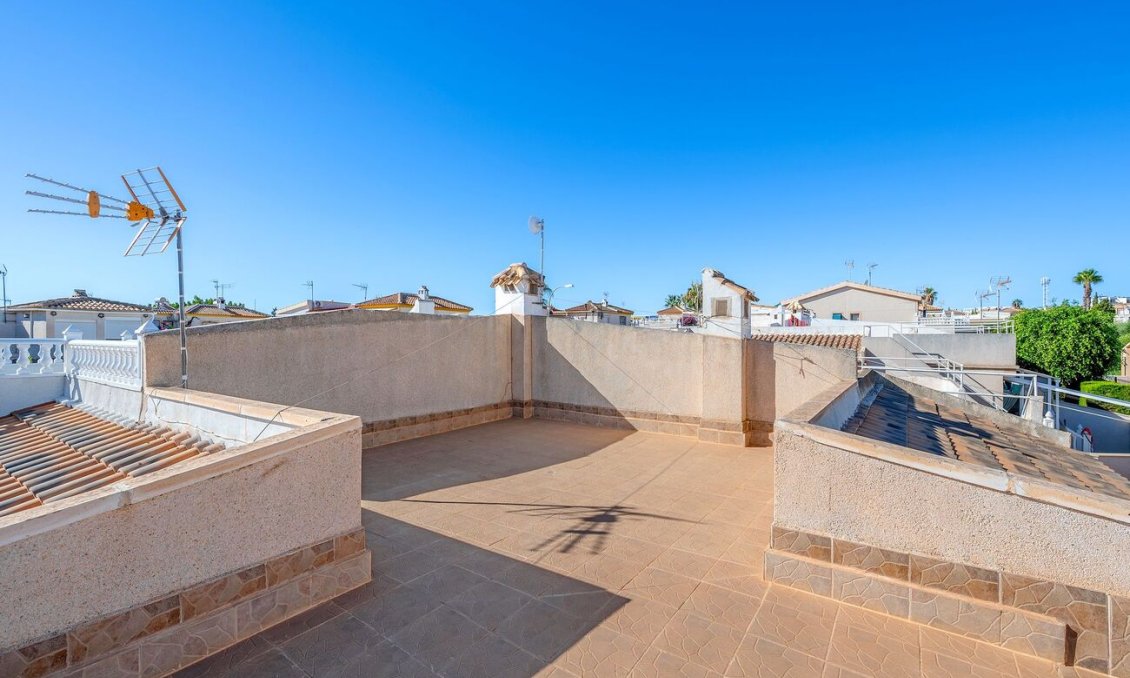 Segunda mano - Bungalow -
Torrevieja - Los Balcones