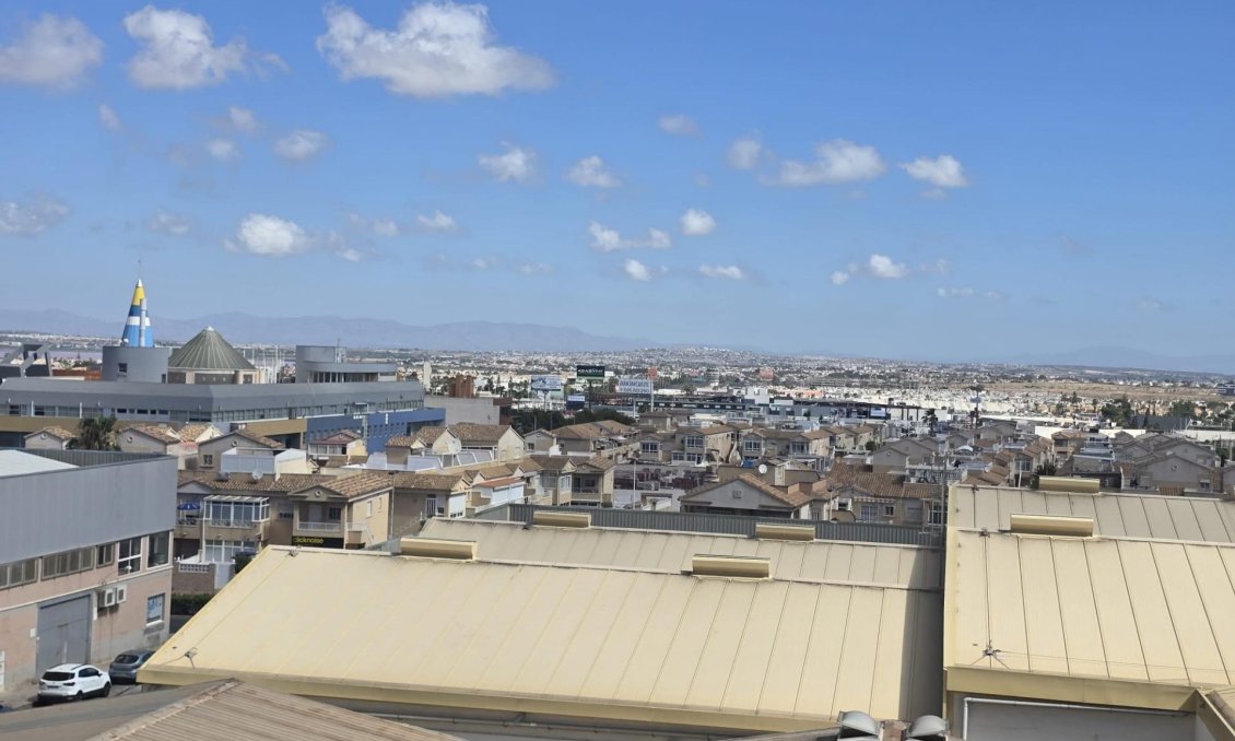 Segunda mano - Apartamento -
Torrevieja - Parque Las Naciones