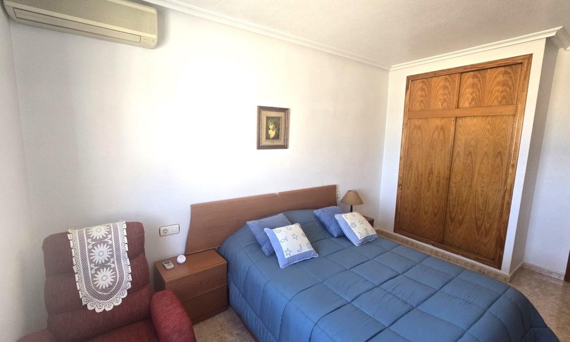 Segunda mano - Apartamento -
Torrevieja - Parque Las Naciones