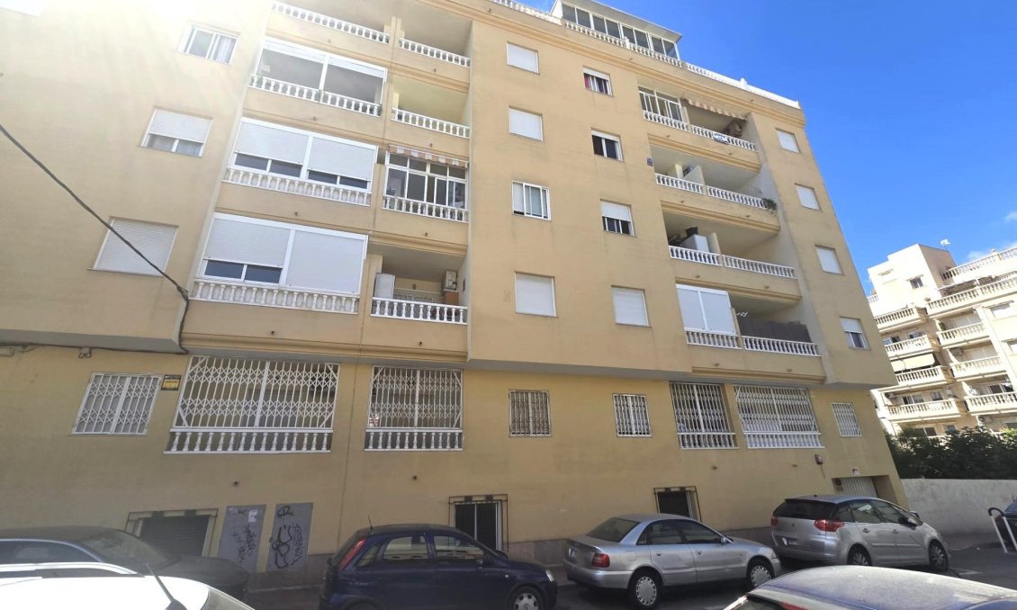 Segunda mano - Apartamento -
Torrevieja - Parque Las Naciones