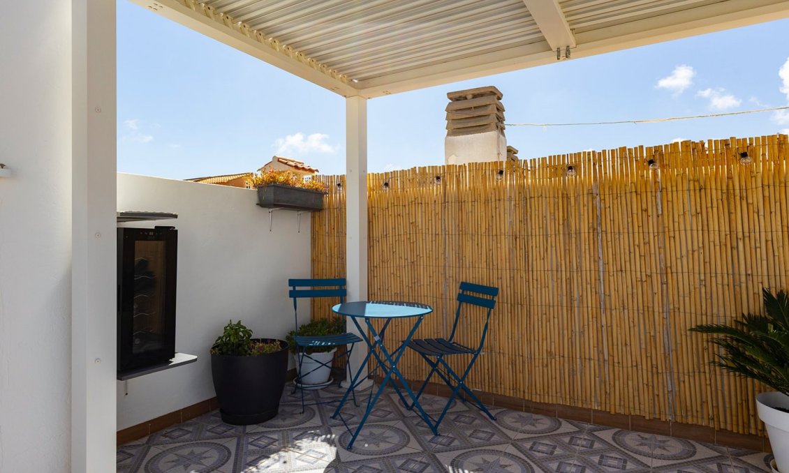 Segunda mano - Apartamento -
La Mata - Costa Blanca