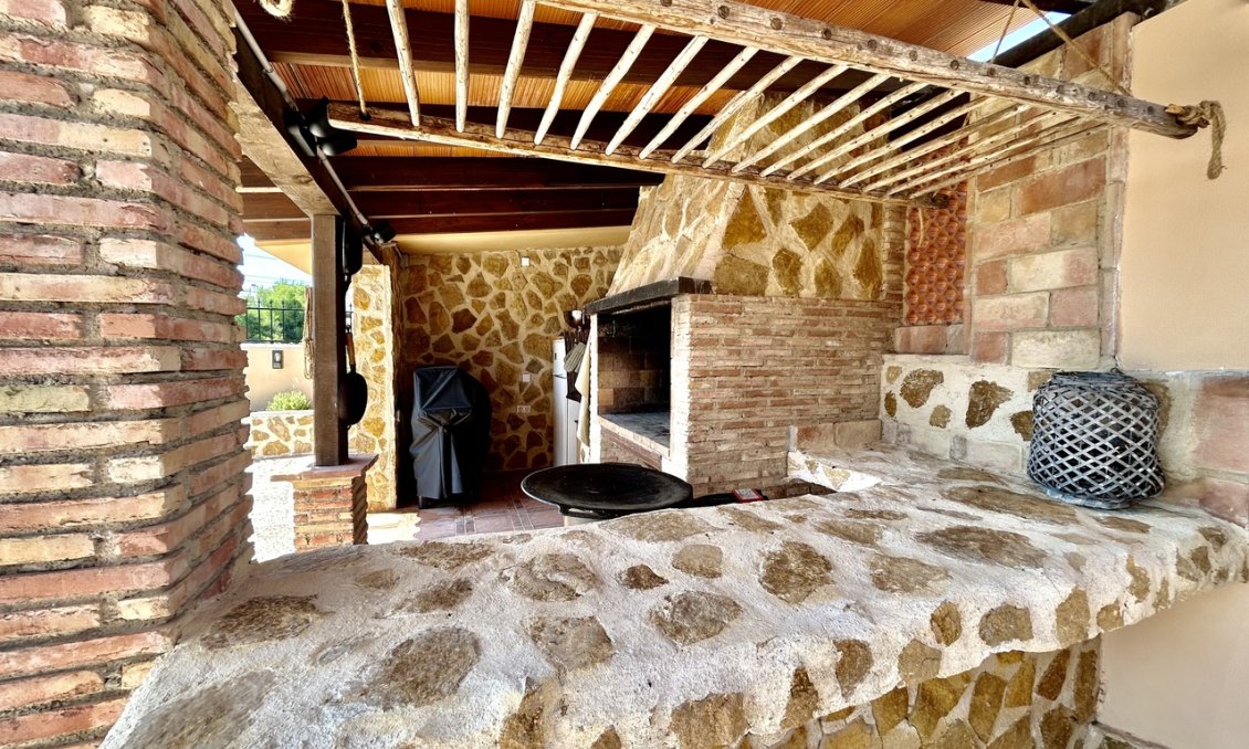 Segunda mano - Villa -
La Zenia - Costa Blanca
