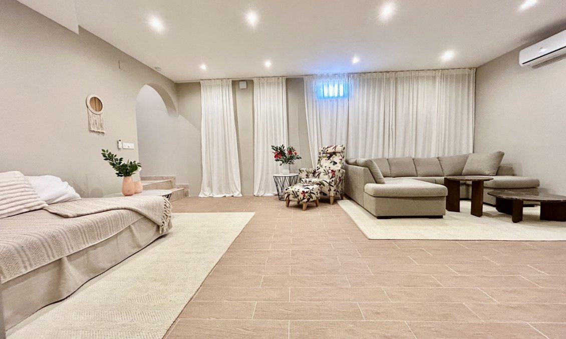 Segunda mano - Villa -
La Zenia - Costa Blanca
