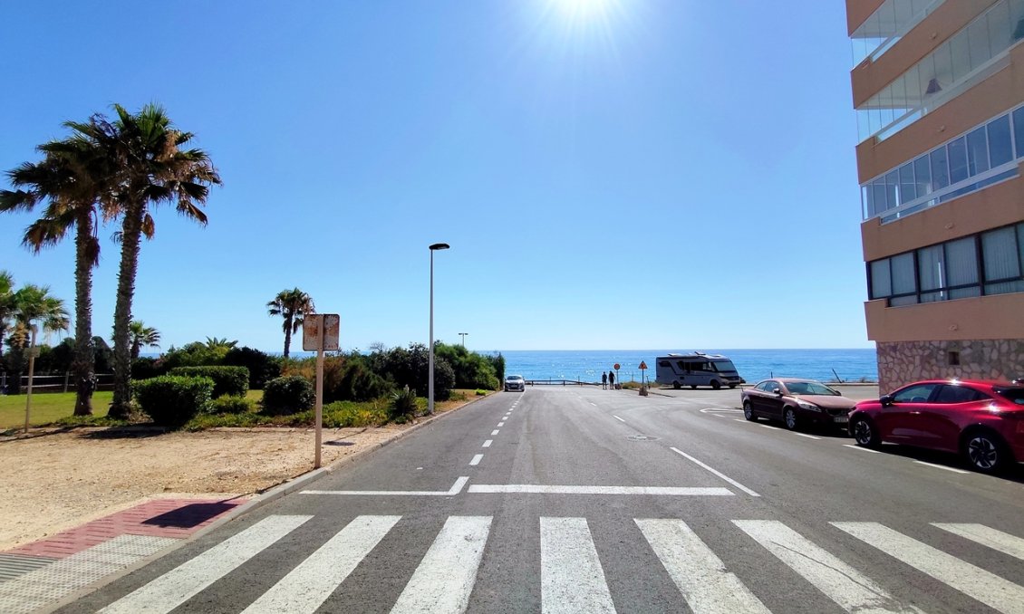 Segunda mano - Apartamento -
La Mata - Costa Blanca