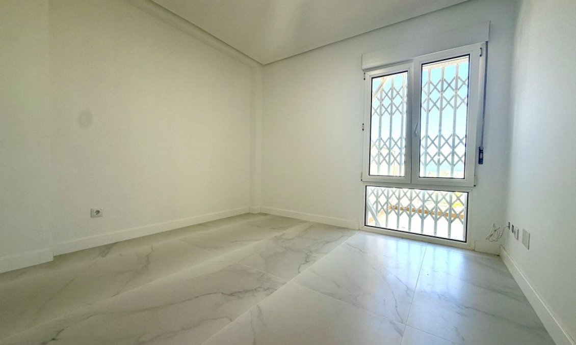 Segunda mano - Ático -
Orihuela Costa - Costa Blanca