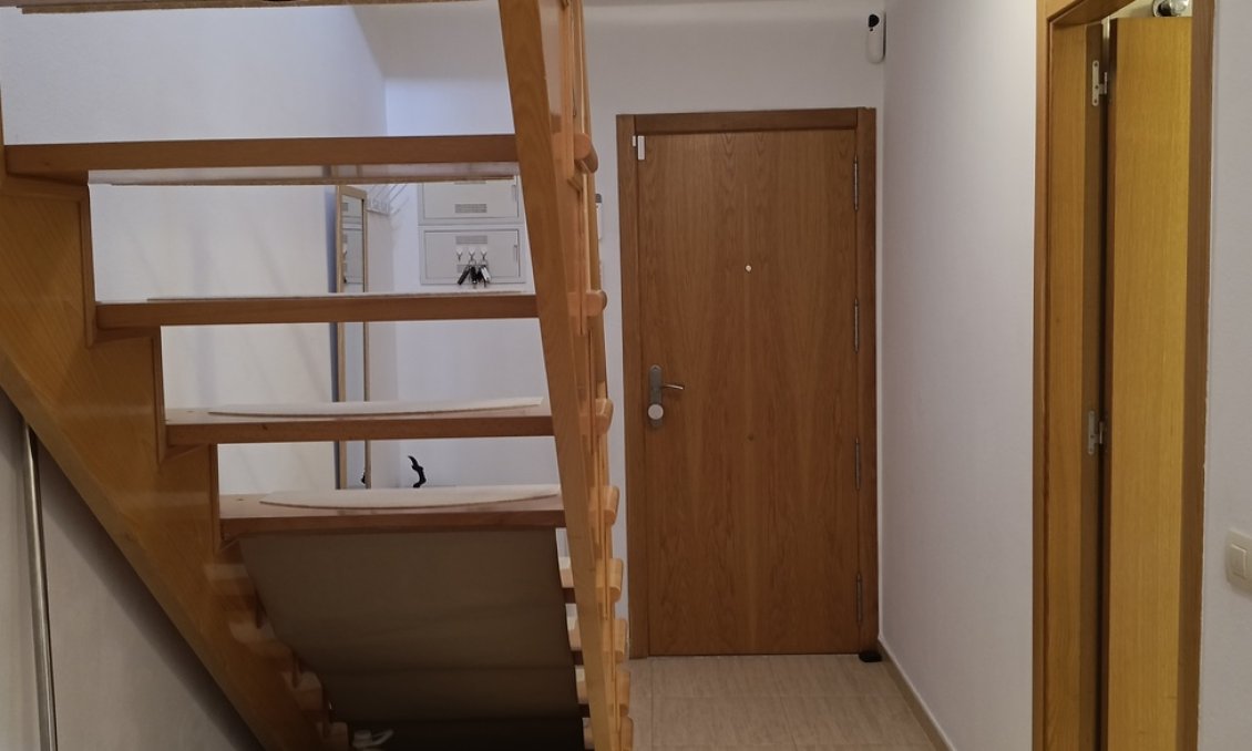 Segunda mano - Apartamento -
Sucina - Inland