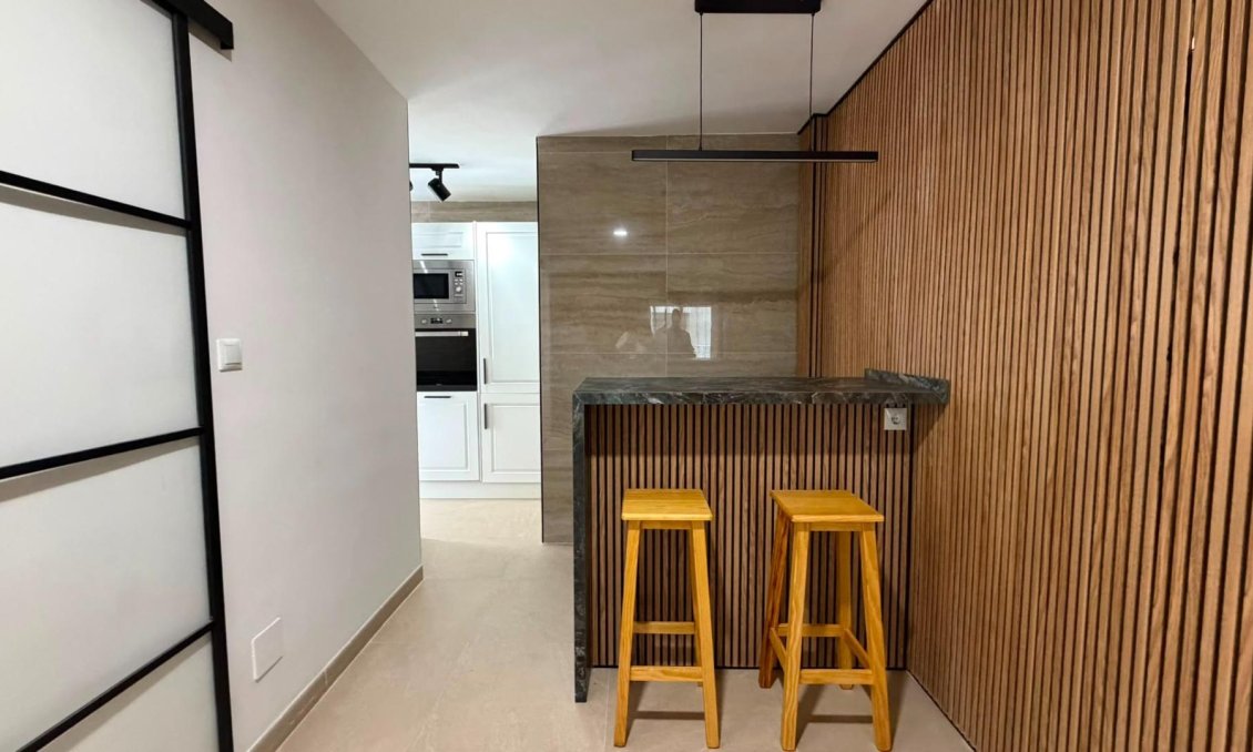 Segunda mano - Apartamento -
Torrevieja - Playa del Cura