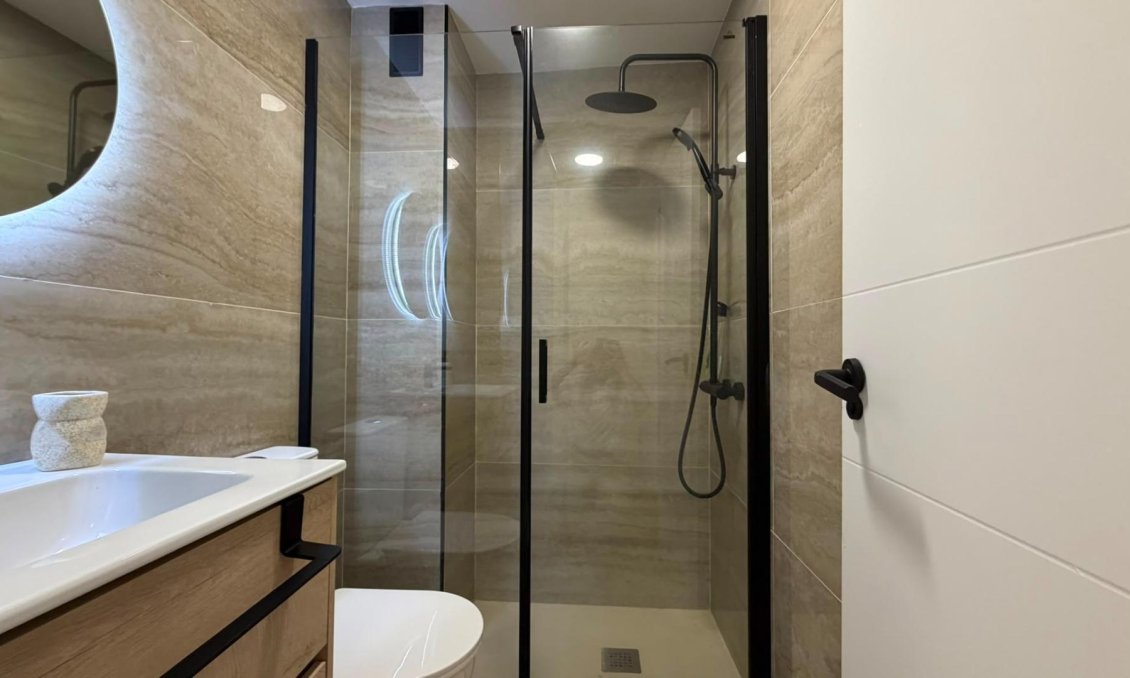 Segunda mano - Apartamento -
Torrevieja - Playa del Cura