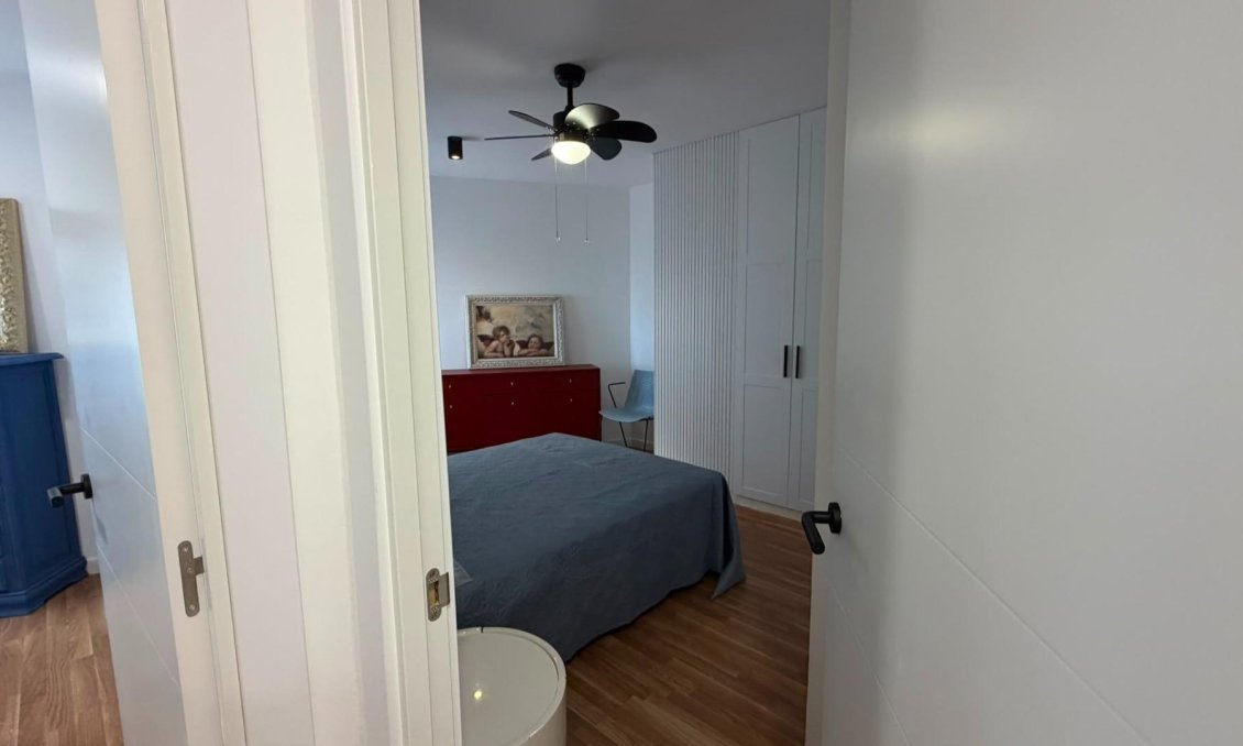 Segunda mano - Apartamento -
Torrevieja - Playa del Cura