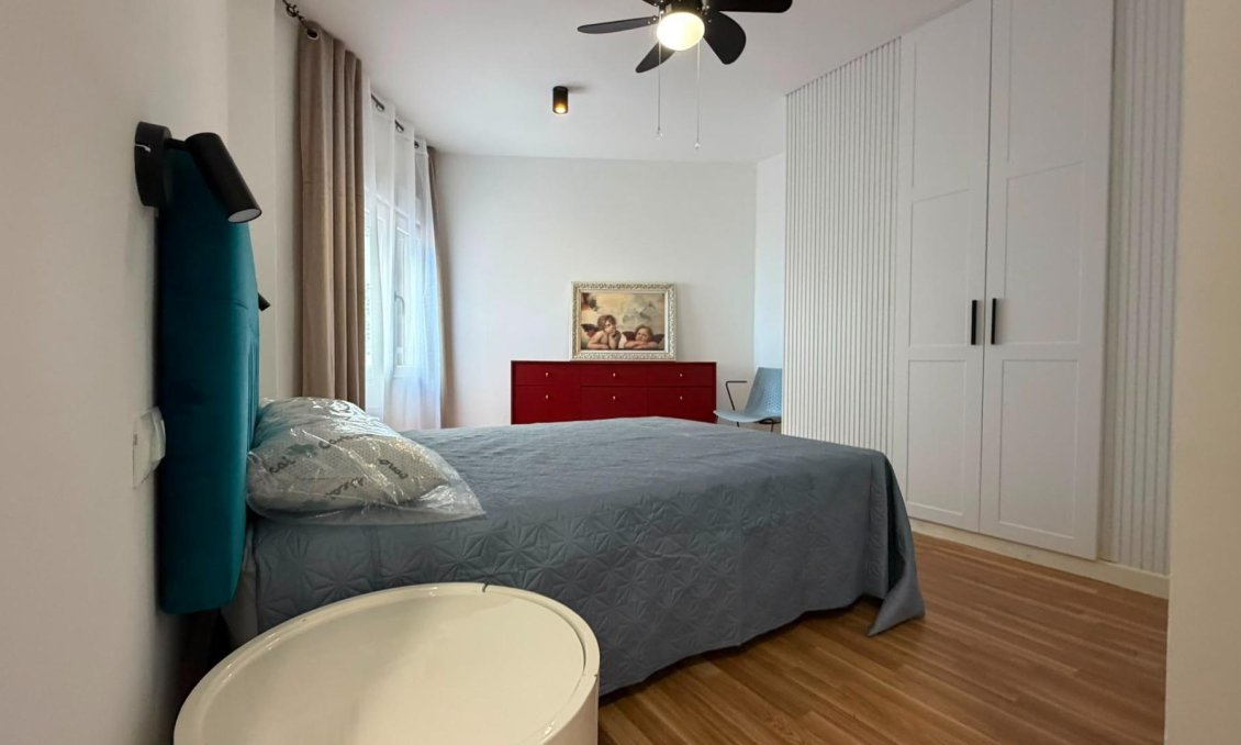 Segunda mano - Apartamento -
Torrevieja - Playa del Cura
