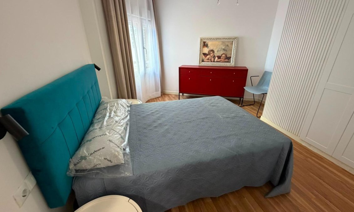 Segunda mano - Apartamento -
Torrevieja - Playa del Cura