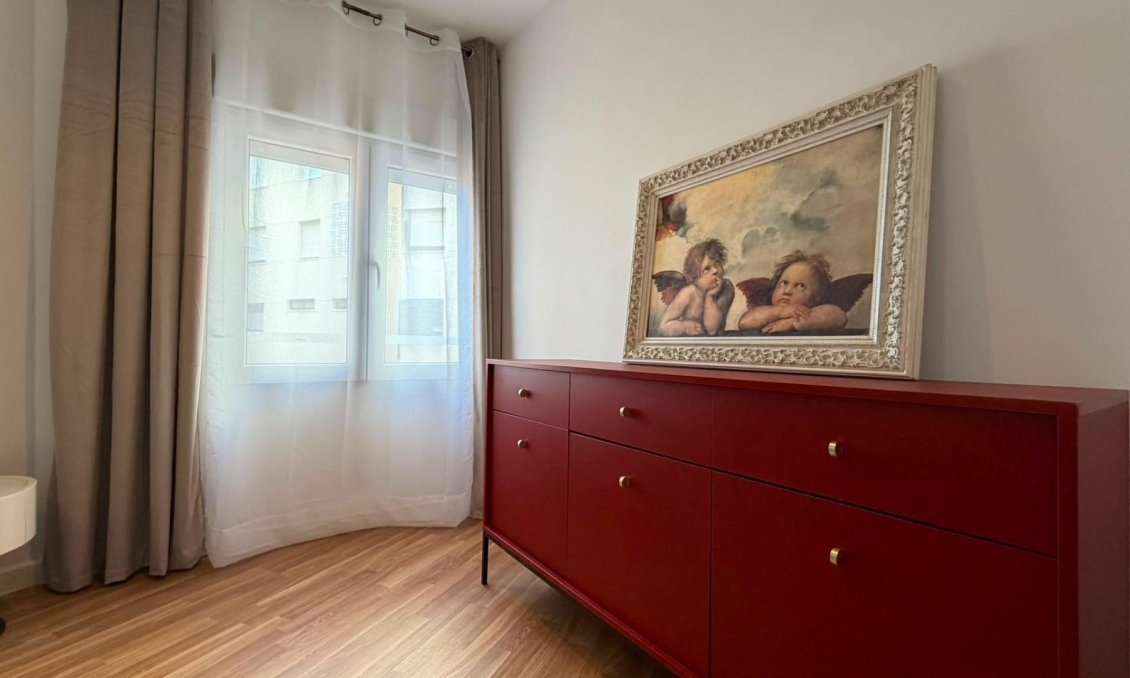 Segunda mano - Apartamento -
Torrevieja - Playa del Cura