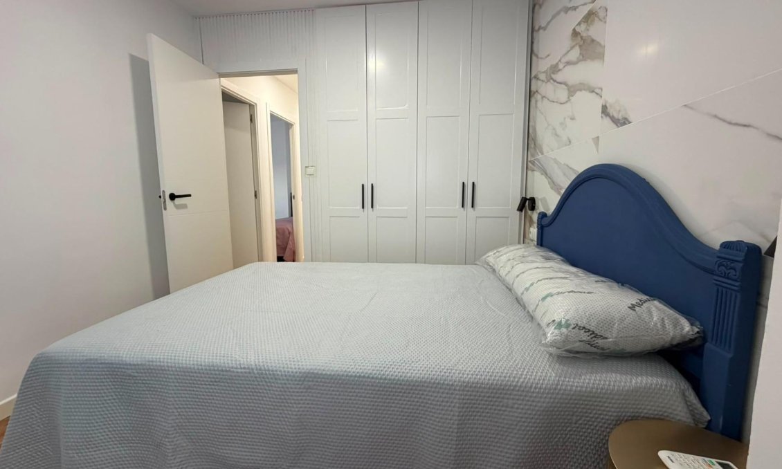 Segunda mano - Apartamento -
Torrevieja - Playa del Cura