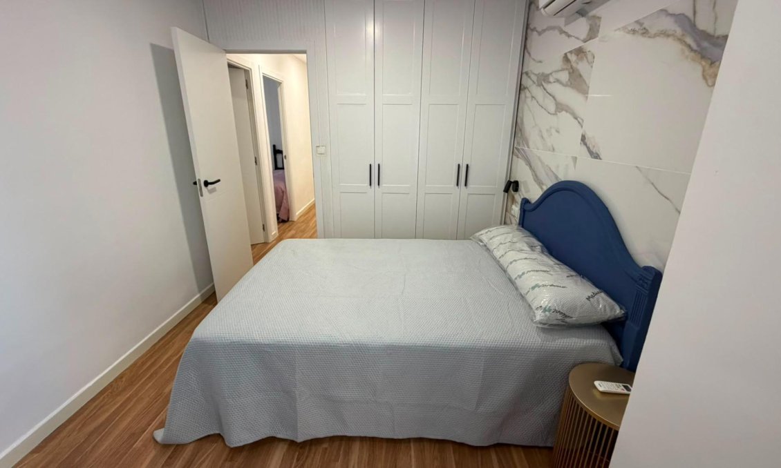 Segunda mano - Apartamento -
Torrevieja - Playa del Cura