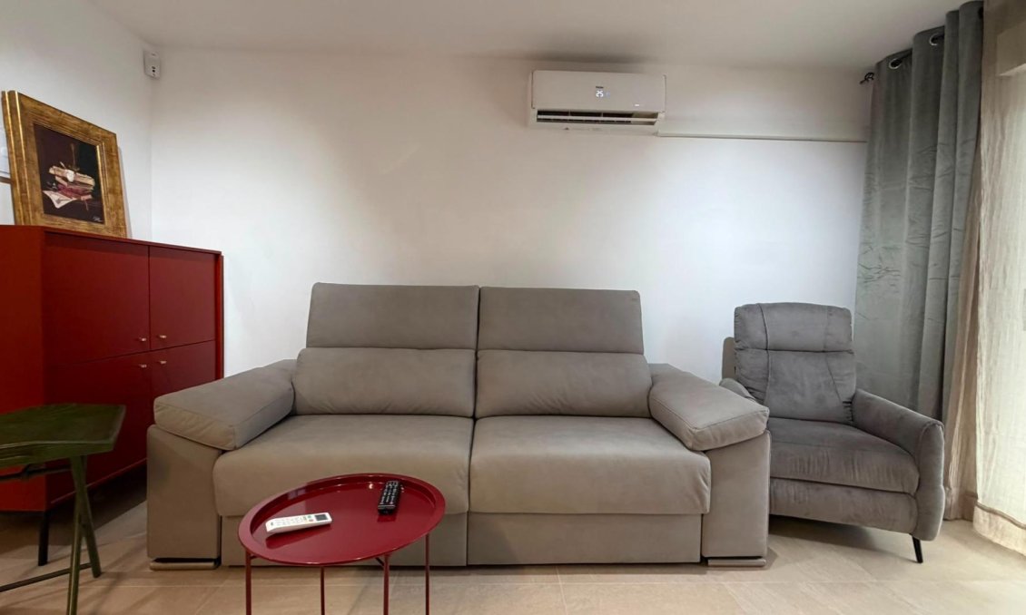 Segunda mano - Apartamento -
Torrevieja - Playa del Cura