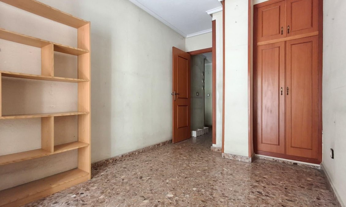 Használt Ingatlanok - Apartman -
Orihuela - Zona Centro