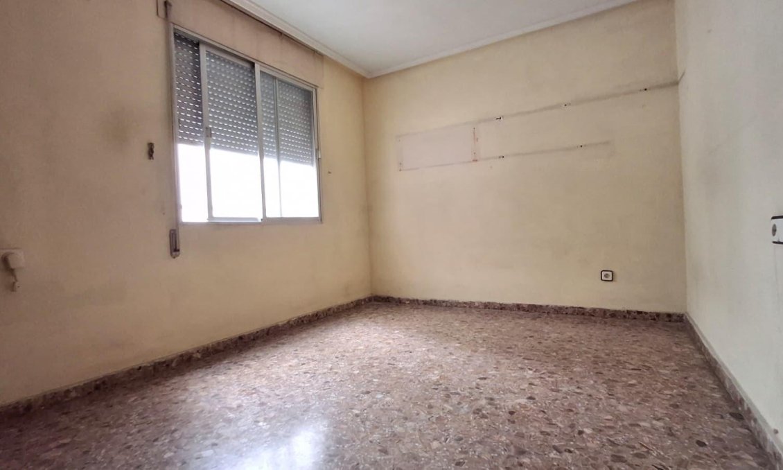 Használt Ingatlanok - Apartman -
Orihuela - Zona Centro