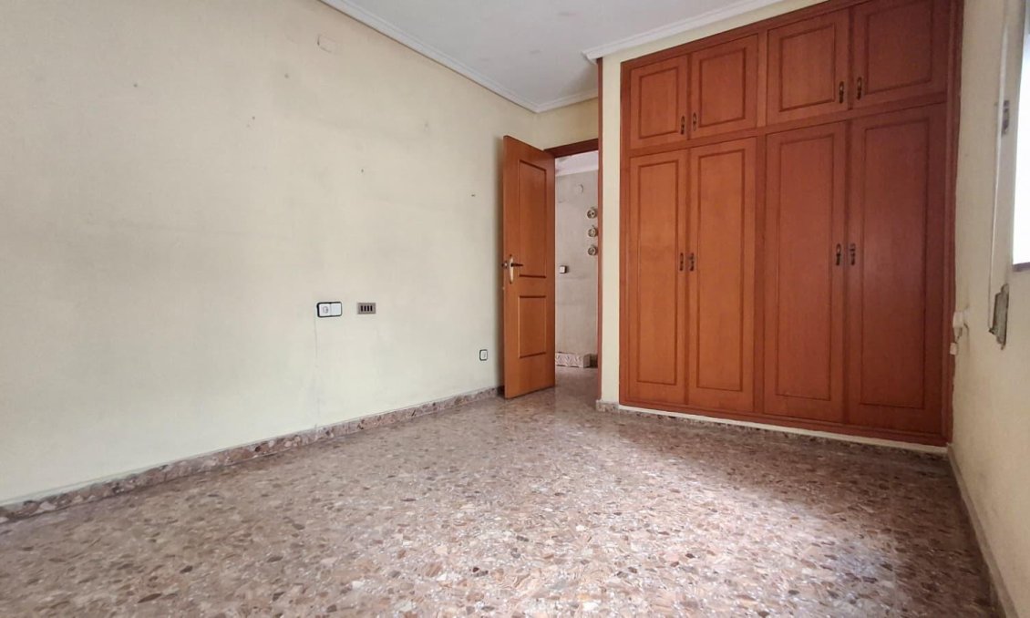Használt Ingatlanok - Apartman -
Orihuela - Zona Centro