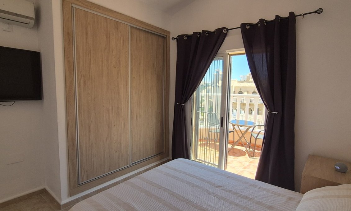 Resale - Villa -
Villamartin - Costa Blanca