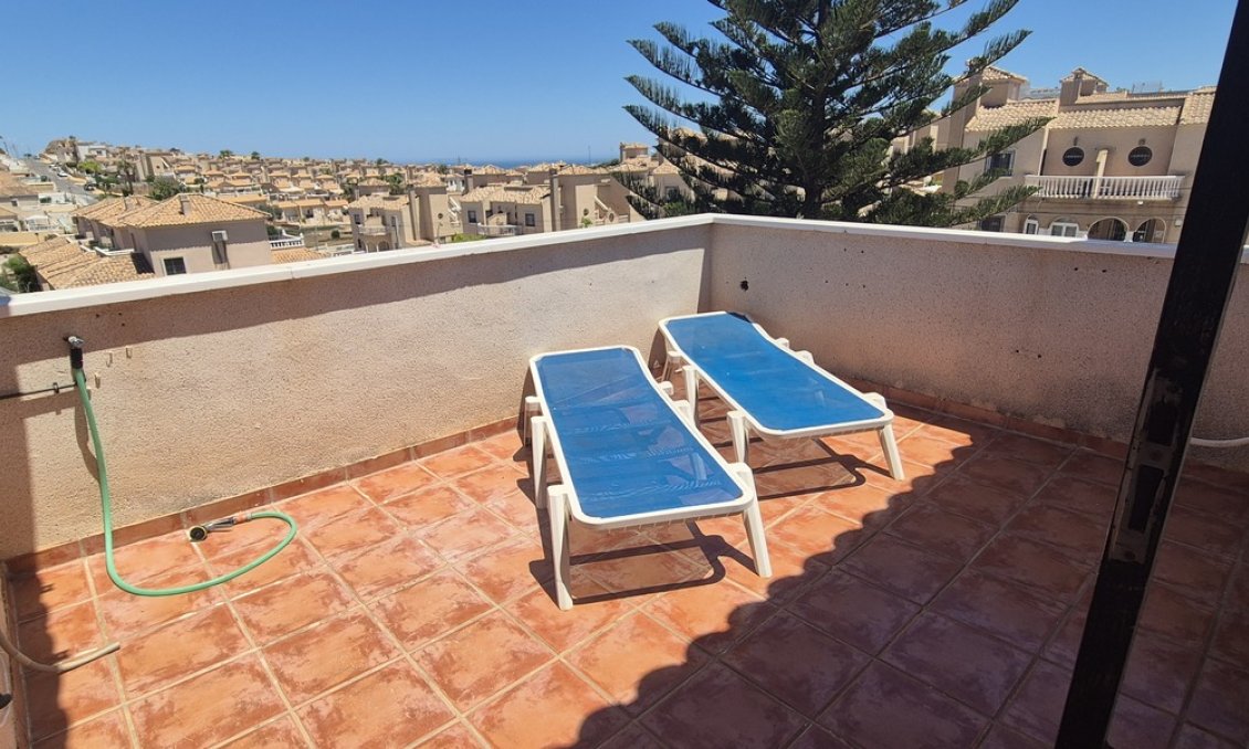 Resale - Villa -
Villamartin - Costa Blanca