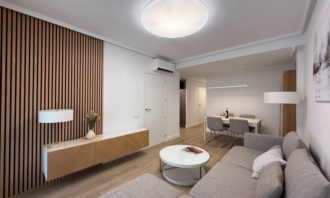 Resale - Penthouse -
Torrevieja - Habaneras