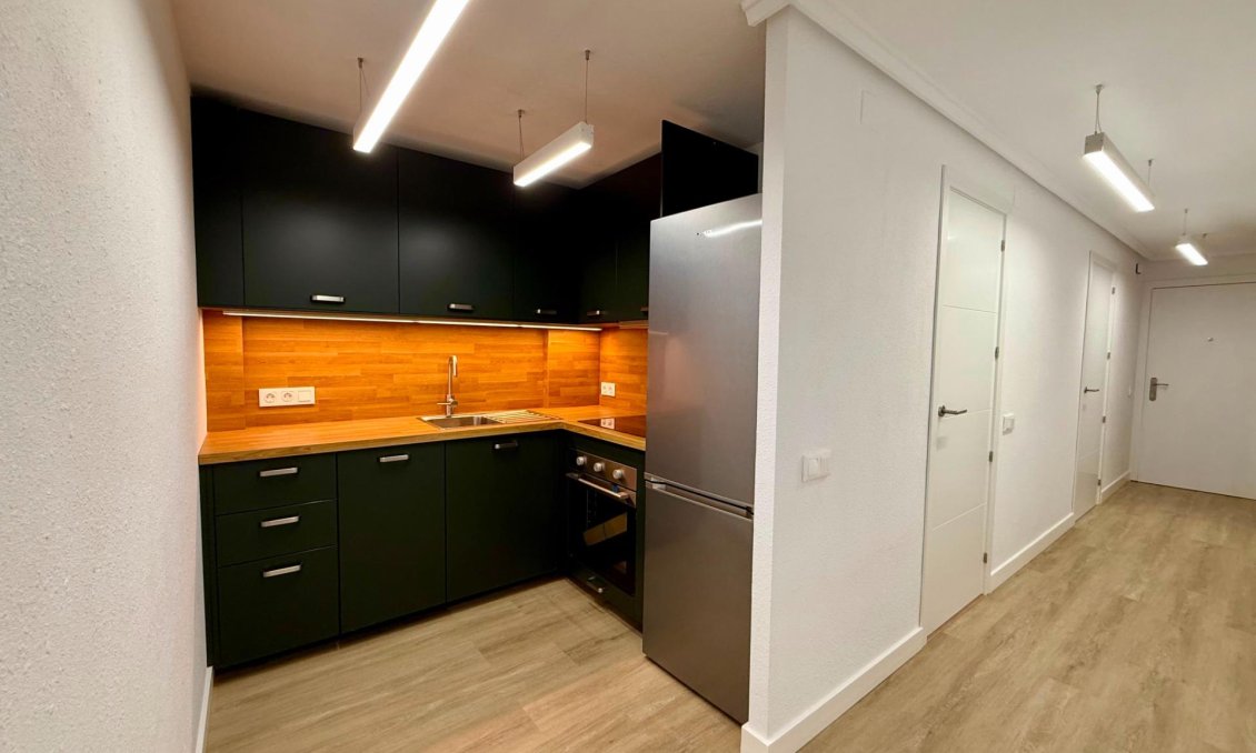 Resale - Penthouse -
Torrevieja - Habaneras