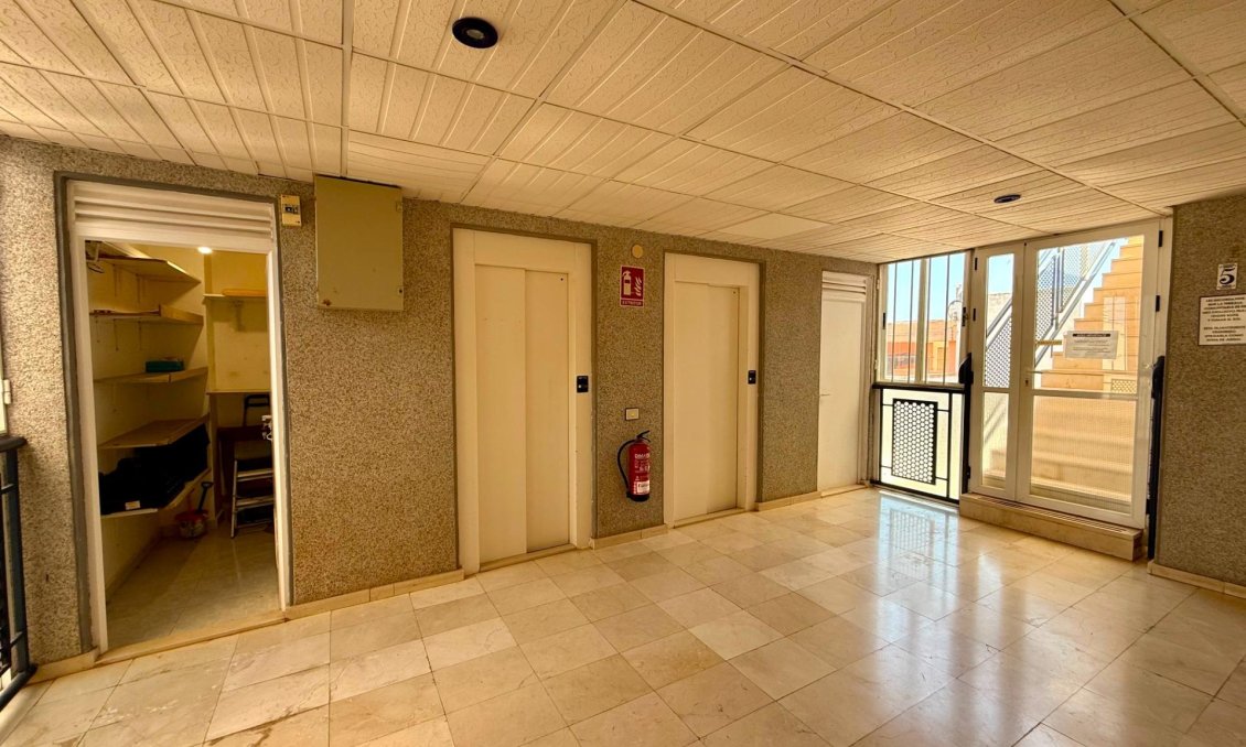 Resale - Penthouse -
Torrevieja - Habaneras