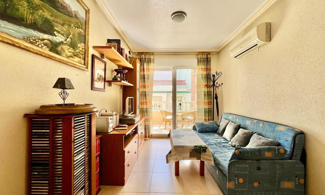 Resale - Apartment -
Torrevieja - Playa del Cura