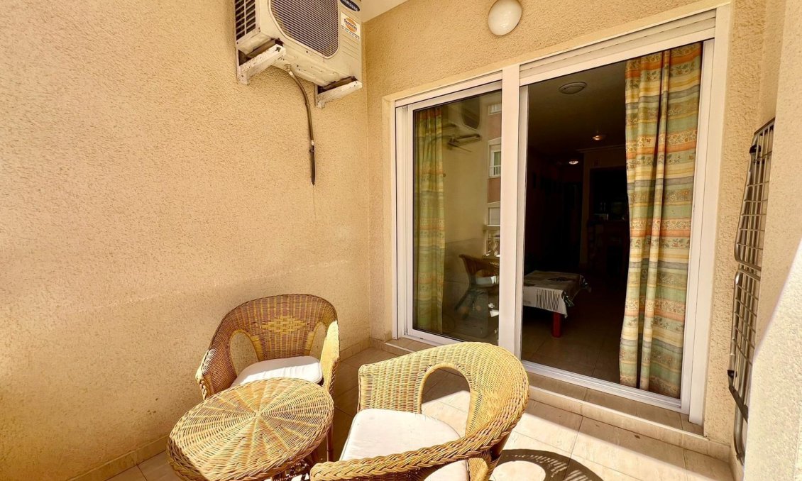 Resale - Apartment -
Torrevieja - Playa del Cura
