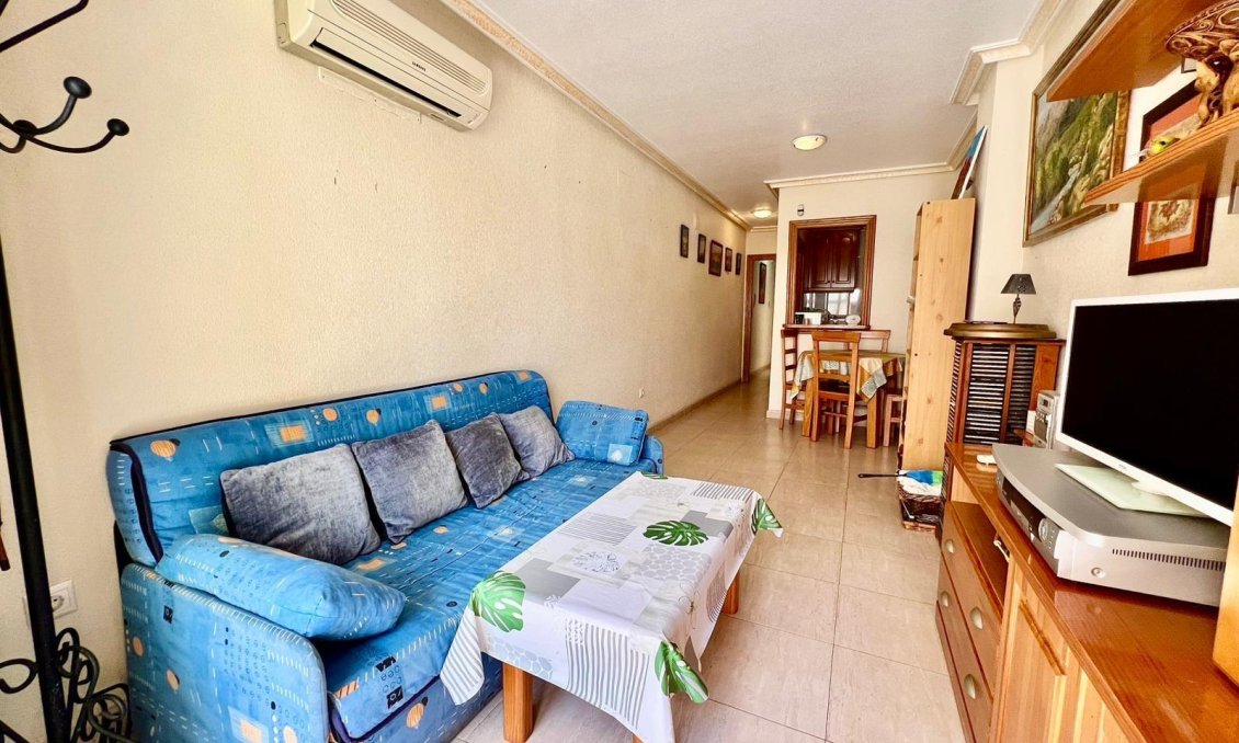 Resale - Apartment -
Torrevieja - Playa del Cura