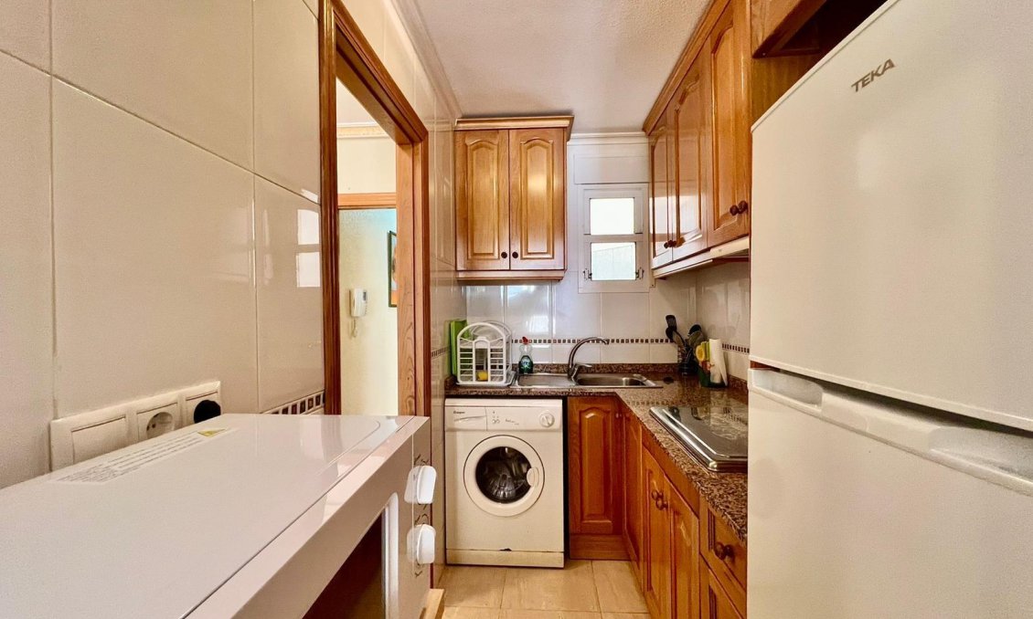 Resale - Apartment -
Torrevieja - Playa del Cura
