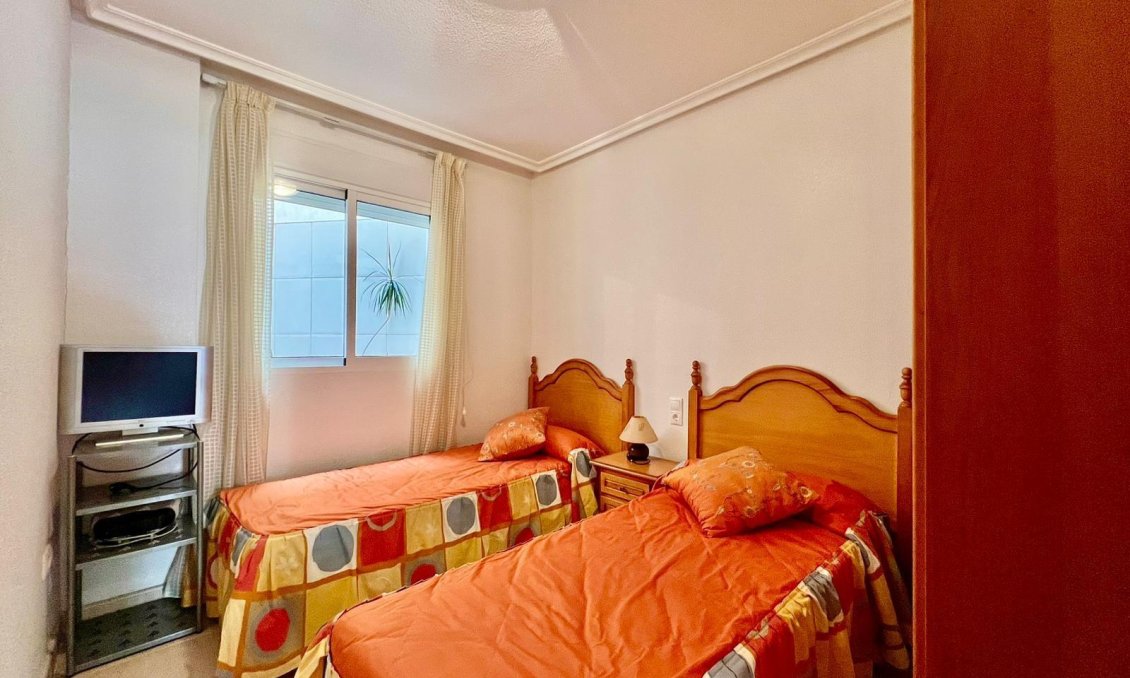 Resale - Apartment -
Torrevieja - Playa del Cura
