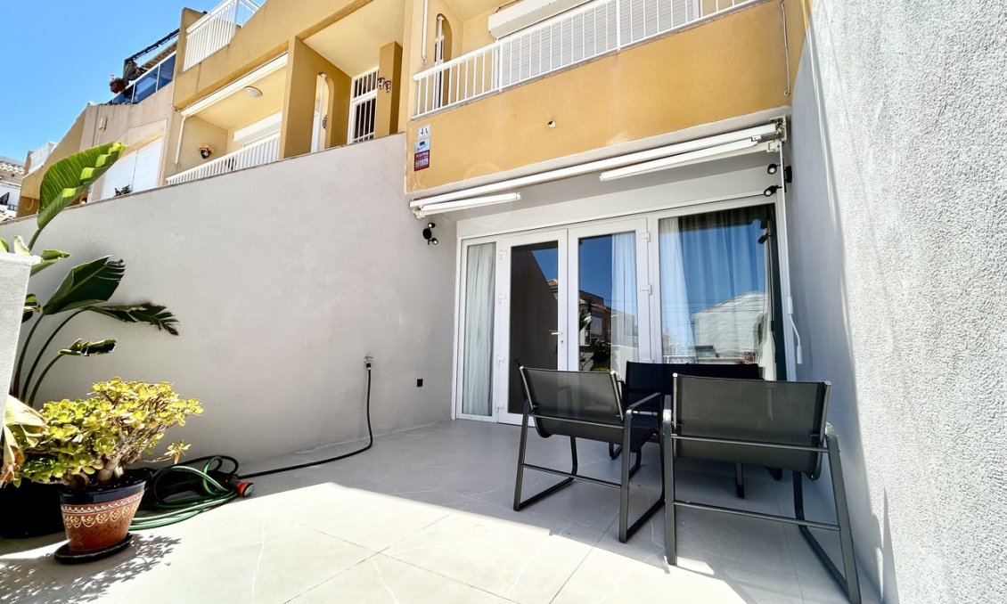 Resale - Apartment -
Torrevieja - Costa Blanca