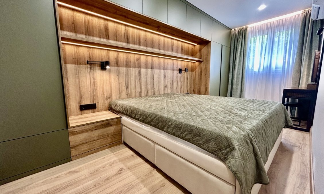 Resale - Apartment -
Torrevieja - Costa Blanca