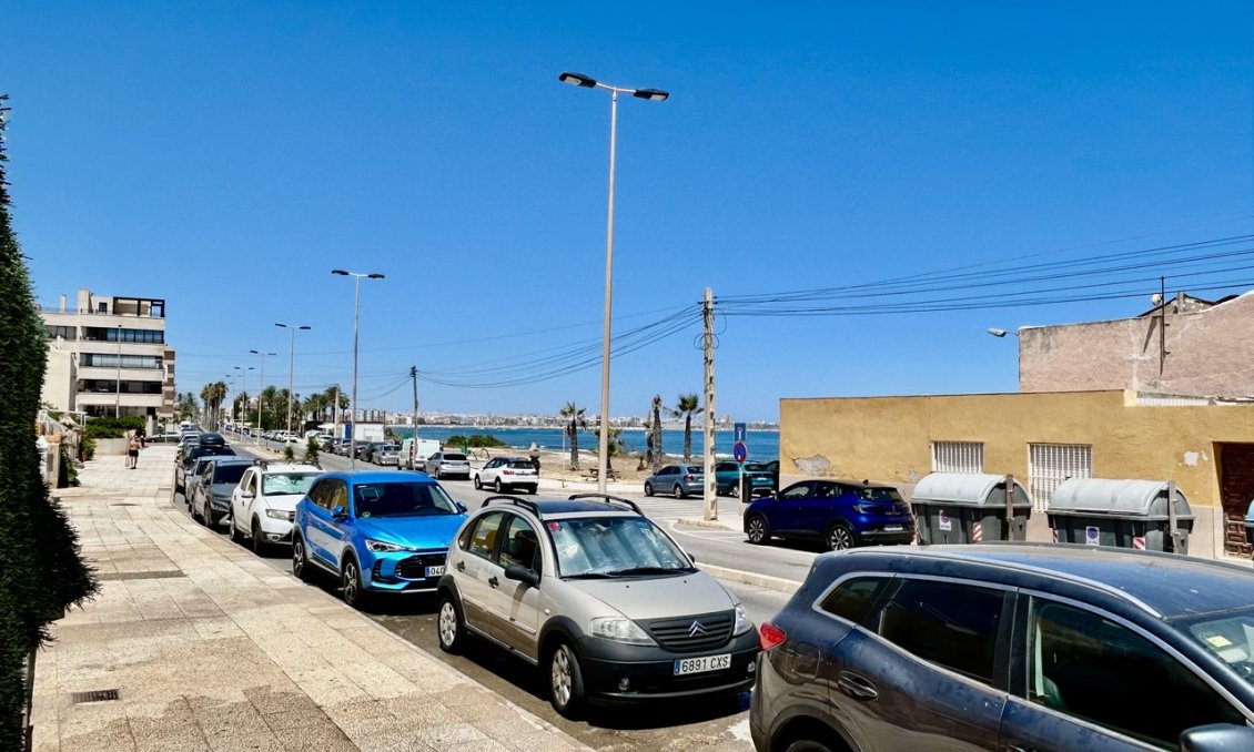 Resale - Apartment -
Torrevieja - Costa Blanca