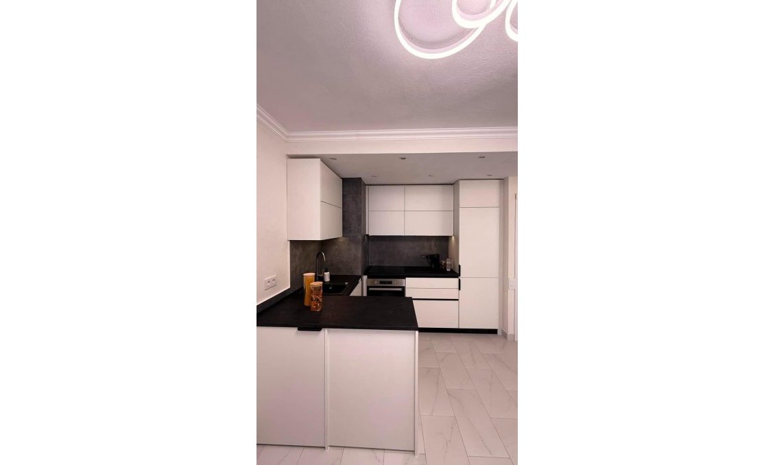Resale - Townhouse -
Torrevieja - Calas Blanca
