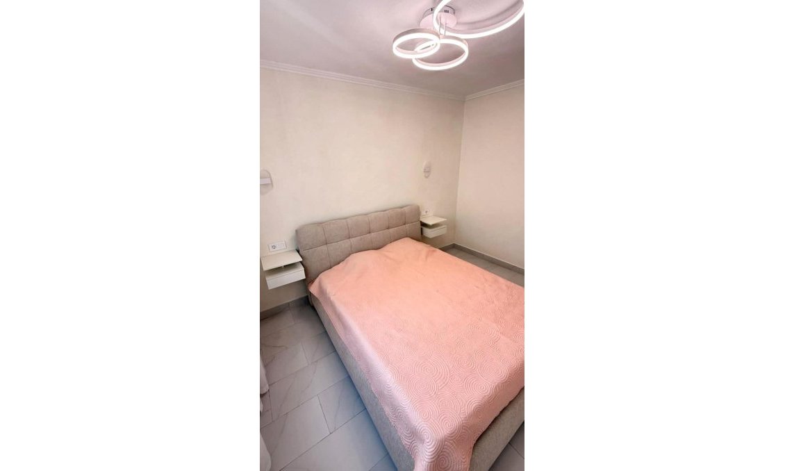 Resale - Townhouse -
Torrevieja - Calas Blanca